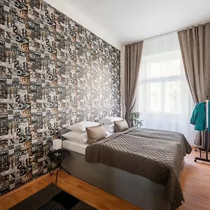 Apartament - Karlin, Praga