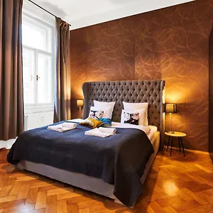 Apartament Royal Route Lesser Town, Praga